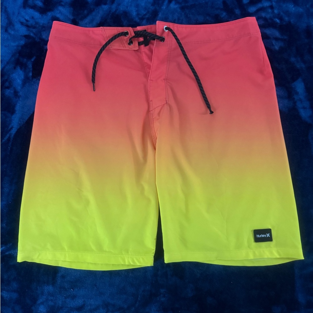 Hurley Men's Gradient Swim Shorts - Red and Yellow
Size 34
20”